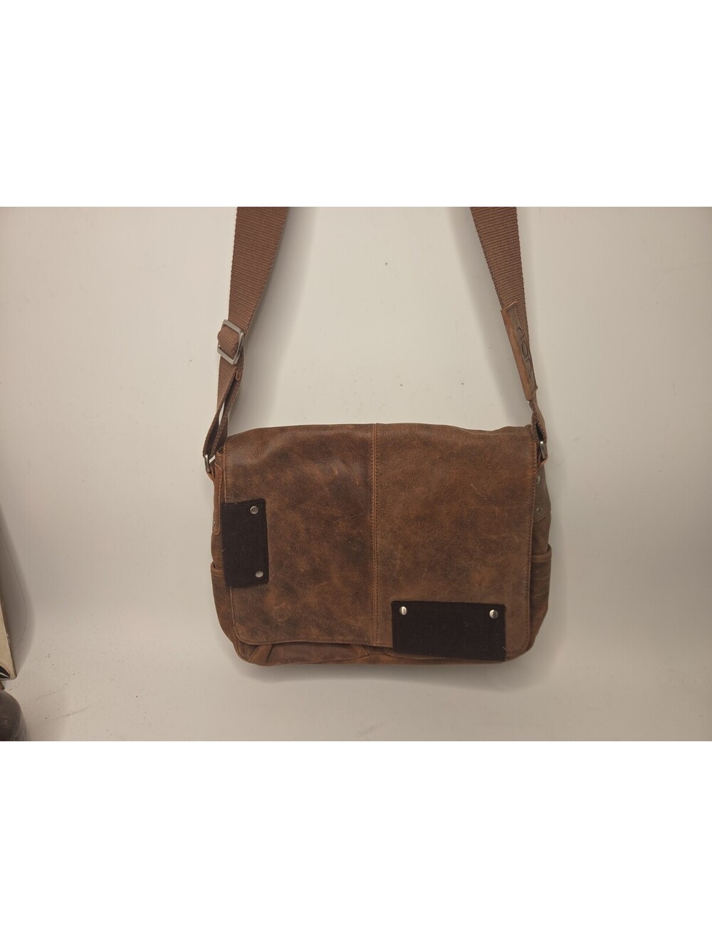 Vtg RIAN Distressed Brown Leather Laptop Messenger Bag Satchel JOI Lining